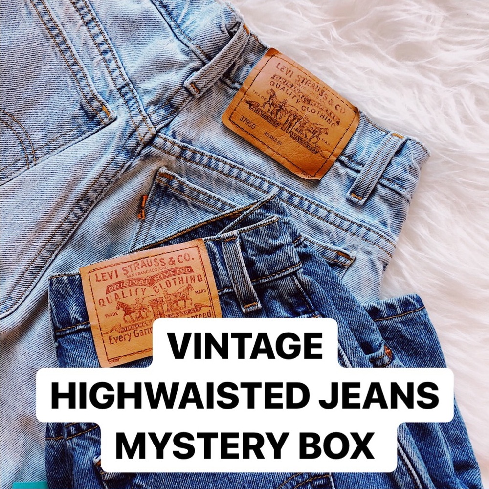 VINTAGE HIGHWAISTED JEANS MYSTERY BOX
